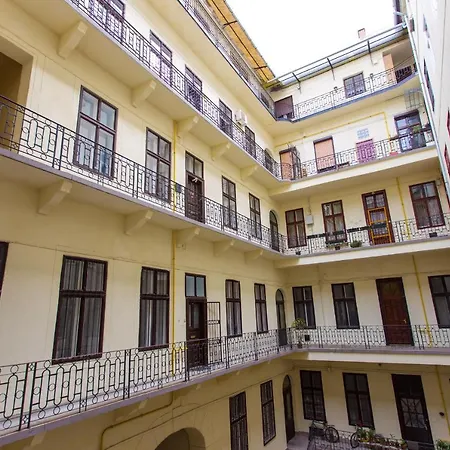 Dos Lost Amigos Apartamento Budapest